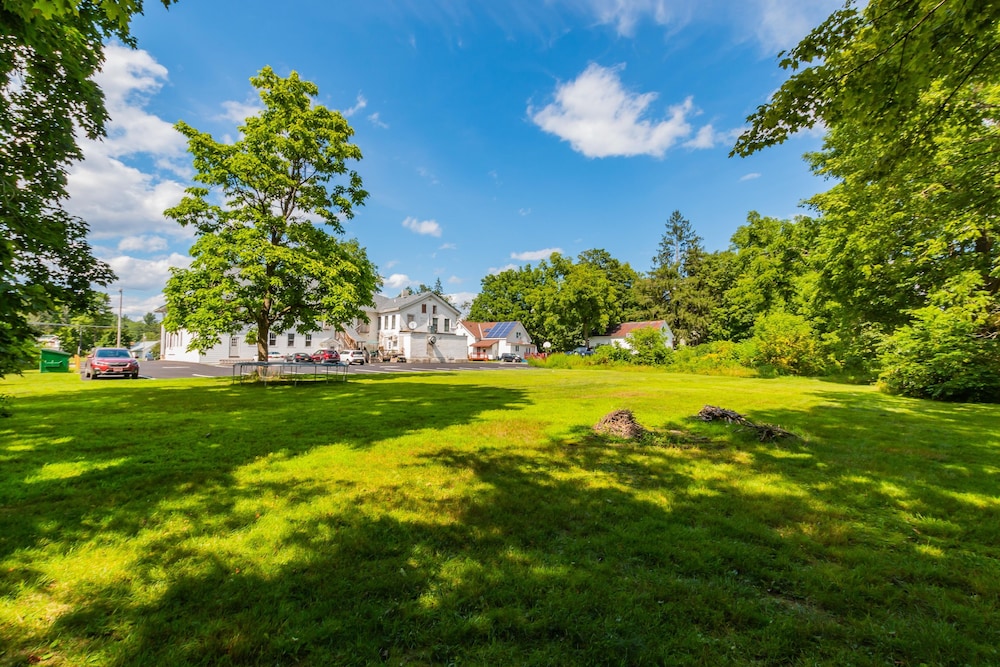 historic hotel broadalbin