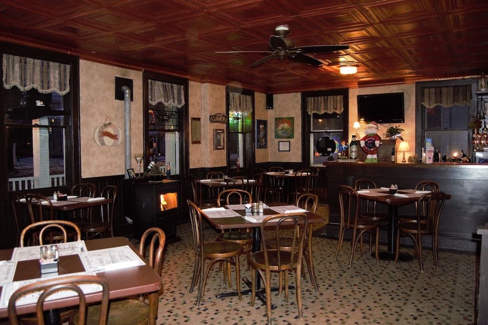 historic hotel broadalbin