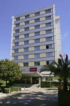 mercure besancon parc micaud