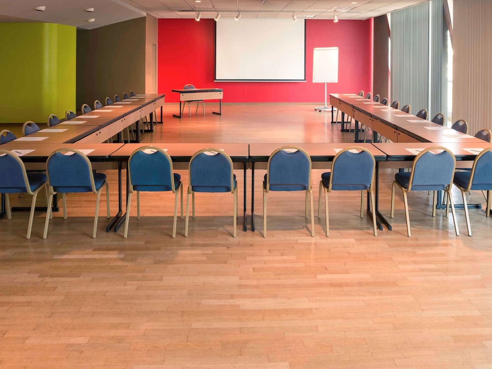 mercure besancon parc micaud