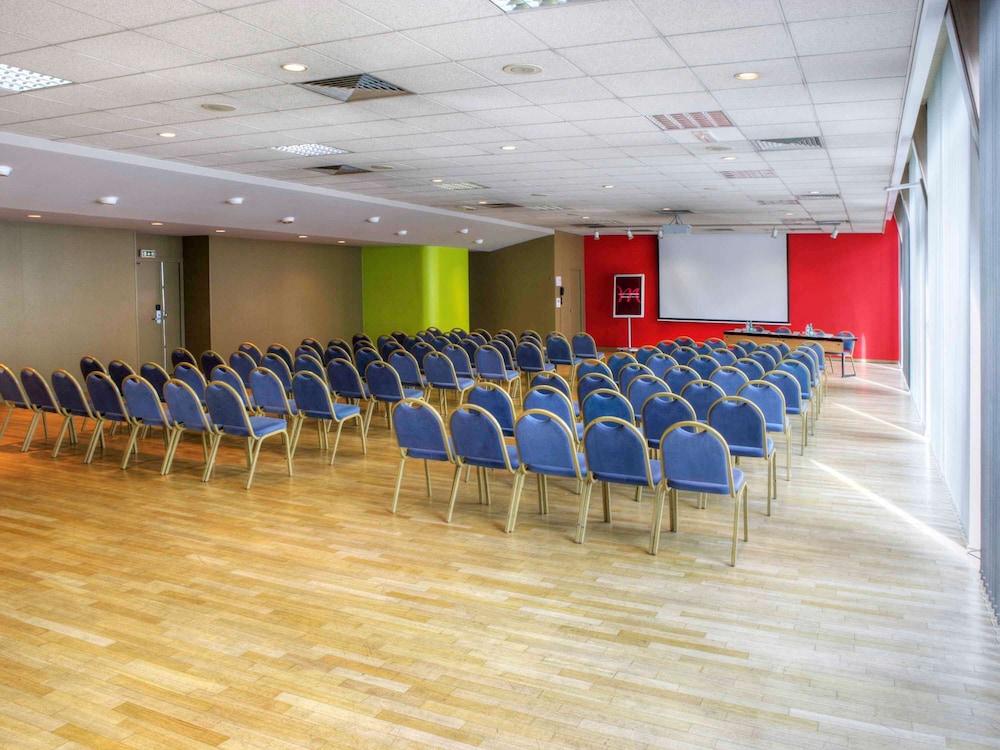 mercure besancon parc micaud