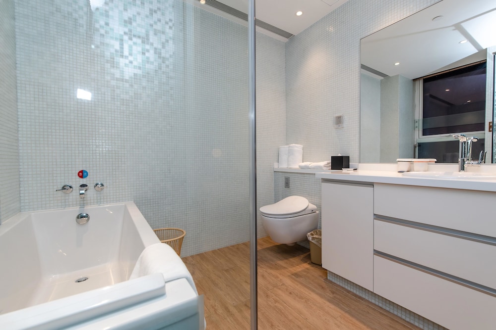 the clouds apartment