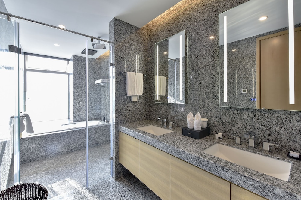 the clouds apartment