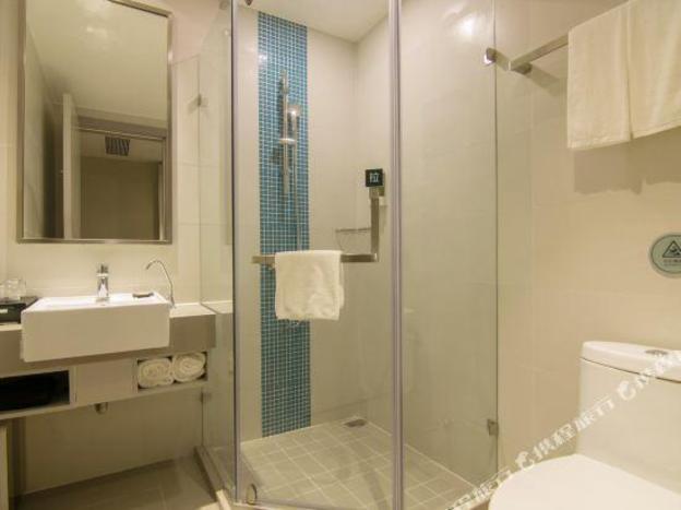 home inn selected guangzhou xiajiao metro station