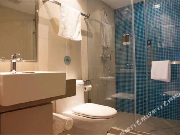 home inn selected guangzhou xiajiao metro station