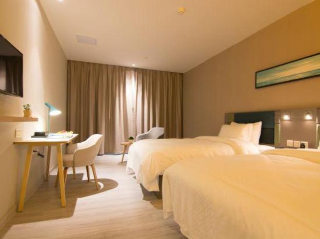 home inn selected guangzhou xiajiao metro station