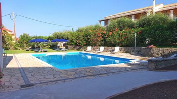 elite corfu adults friendly