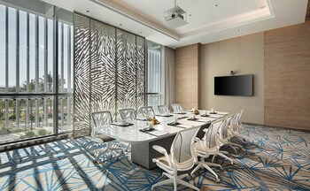 hilton garden inn sanya