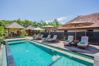 samanta huts lembongan