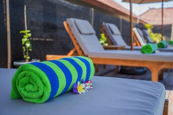 samanta huts lembongan