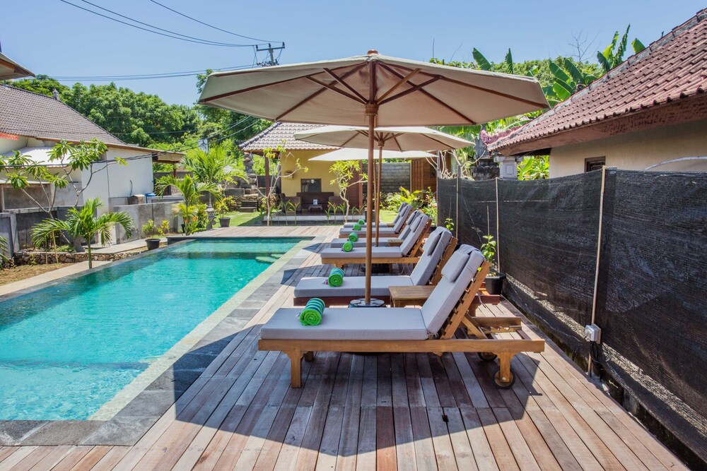 samanta huts lembongan