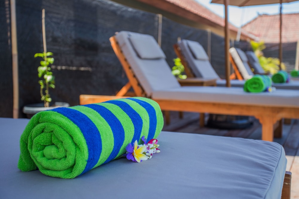 samanta huts lembongan