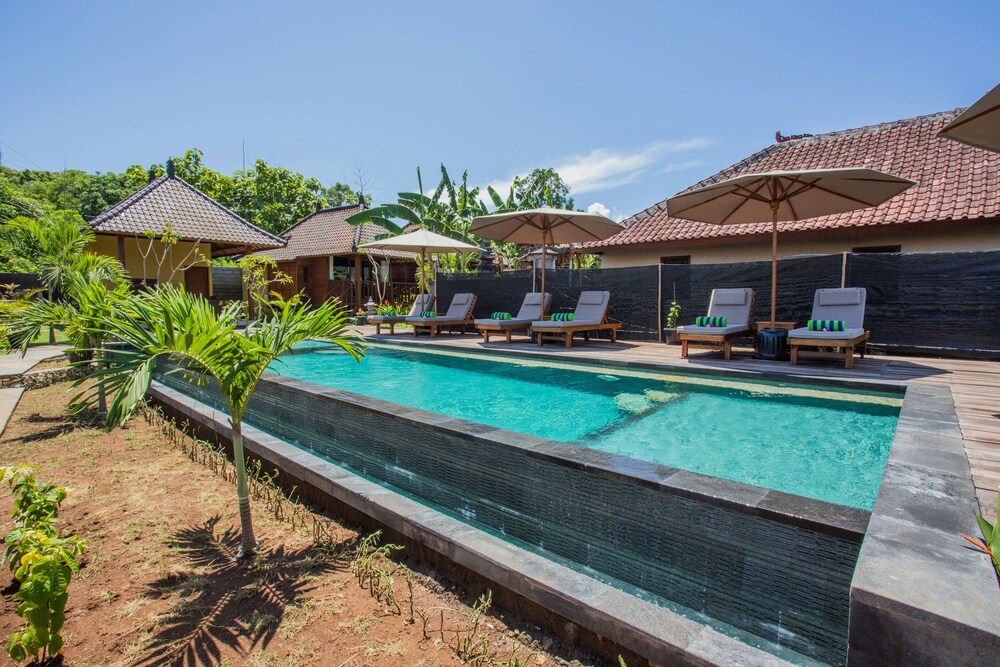 samanta huts lembongan