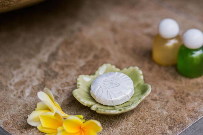 samanta huts lembongan