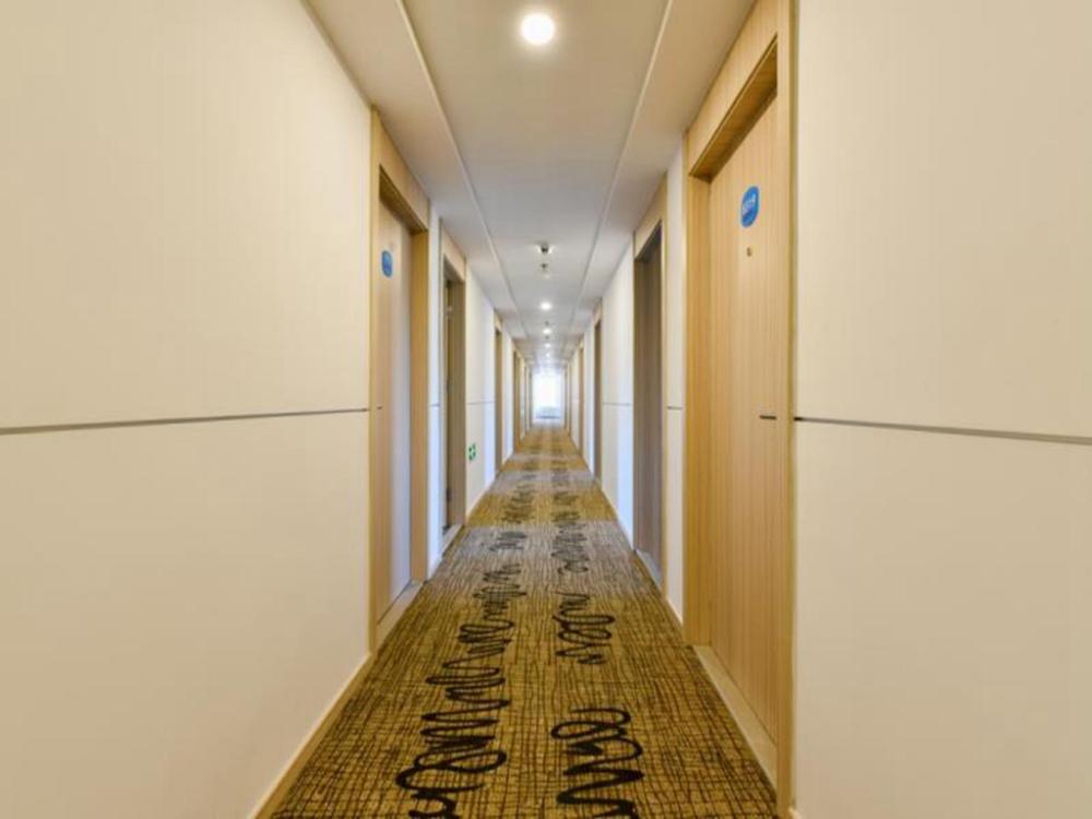hanting hotel beijing guanganmen metro station