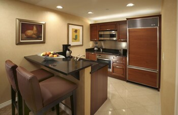 the signature at mgm grand all suites