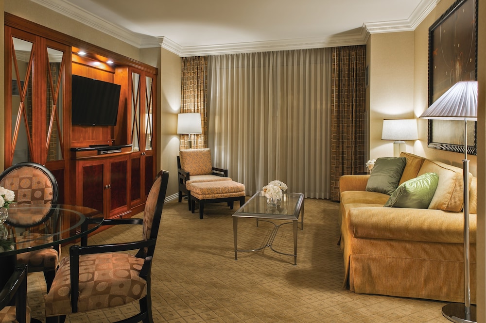 the signature at mgm grand all suites