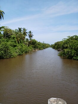 villa river paradise