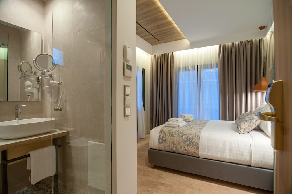 seasabelle hotel near athens airport