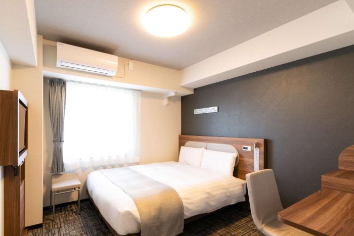 comfort hotel shin osaka
