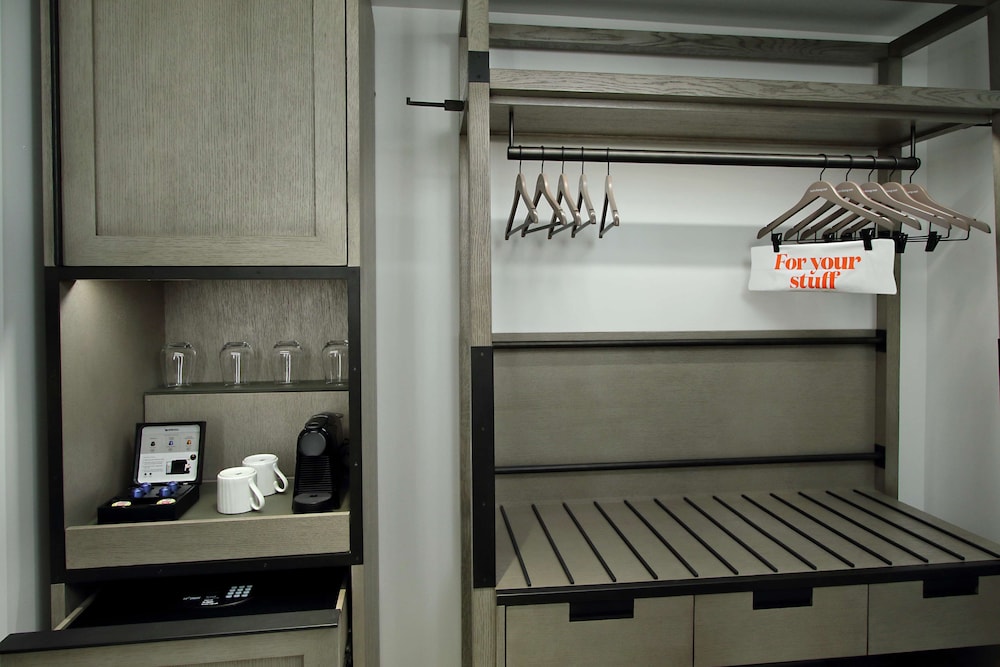 canopy by hilton columbus downtown short north