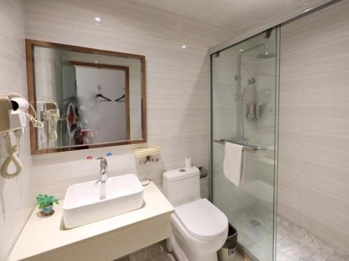 greentree inn shanghai minhang hongqiao shuniu hua