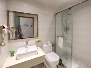 greentree inn shanghai minhang hongqiao shuniu hua