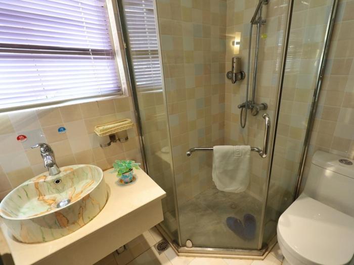 greentree inn shanghai minhang hongqiao shuniu hua