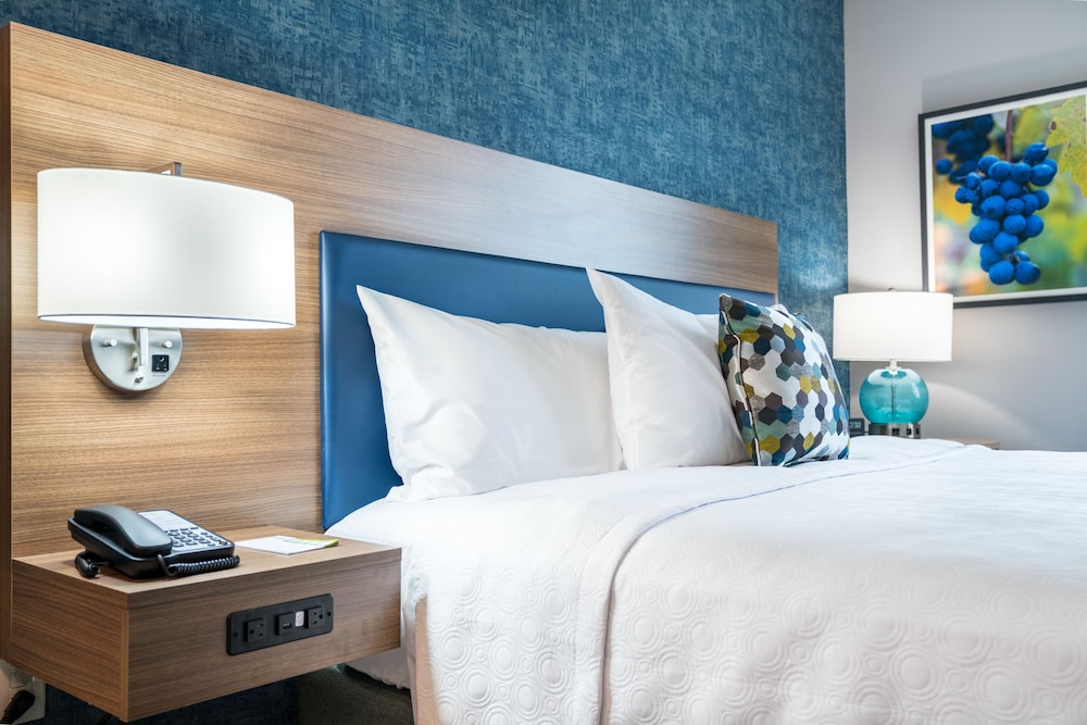 home2 suites by hilton temecula