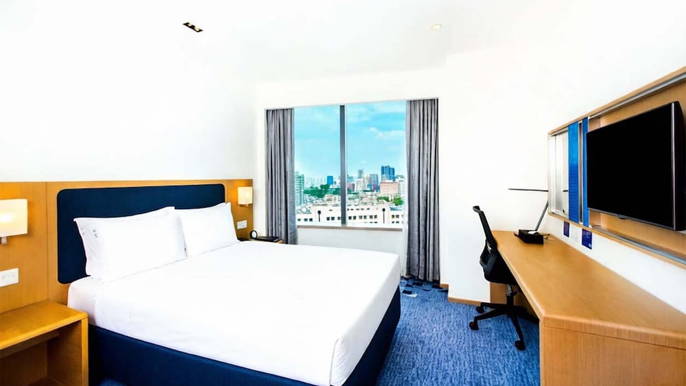 holiday inn express macau city centre an ihg hotel
