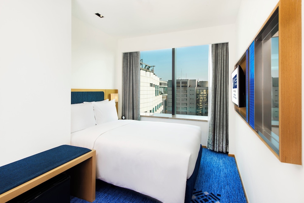 holiday inn express macau city centre an ihg hotel
