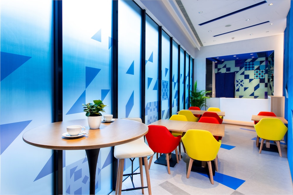 holiday inn express macau city centre an ihg hotel