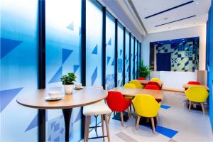 holiday inn express macau city centre an ihg hotel