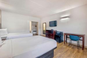 motel 6 falls church va arlington boulevard