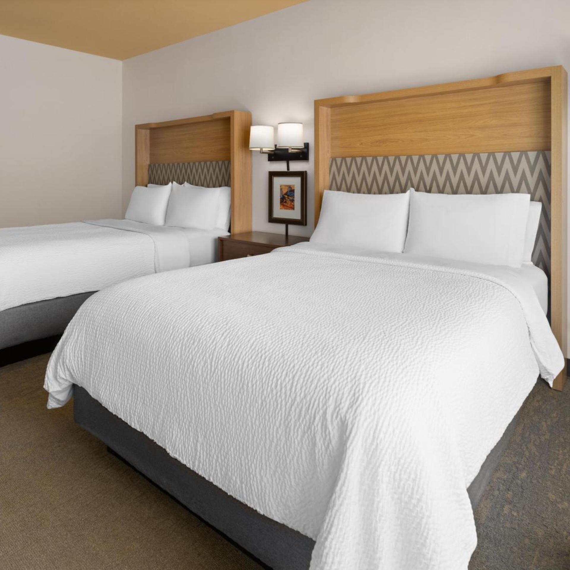 holiday inn and suites savannah airport pooler