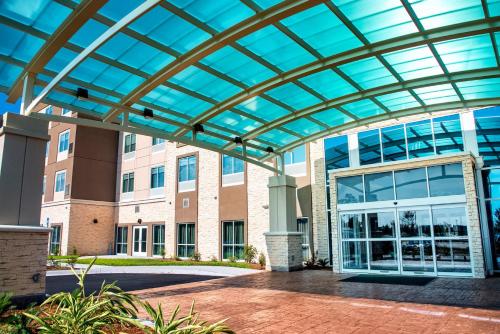 holiday inn and suites savannah airport pooler
