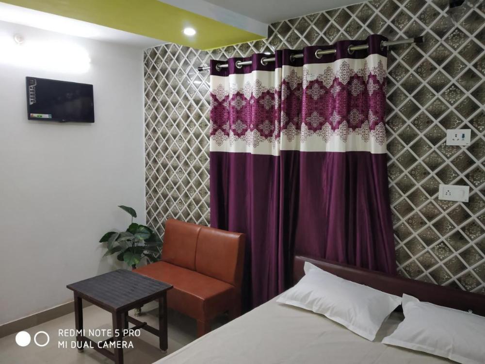 new hotel yatri niwas