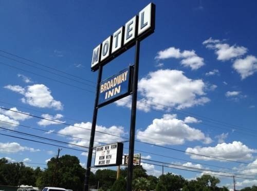 broadway inn