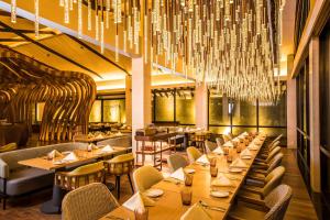 Doubletree By Hilton Weerawila Rajawarna Resort,Hambantota>>Debarawewa,5 star