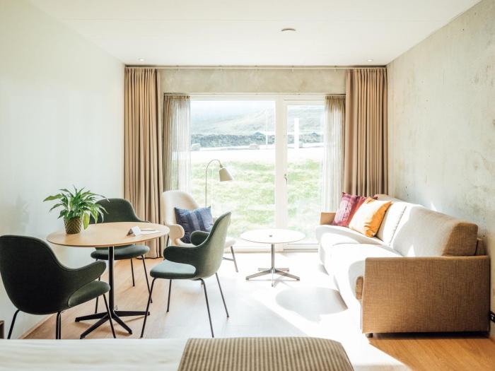hotel f royar