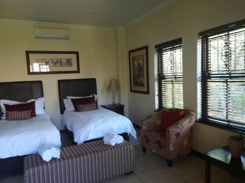 the moon and sixpence garden guest house