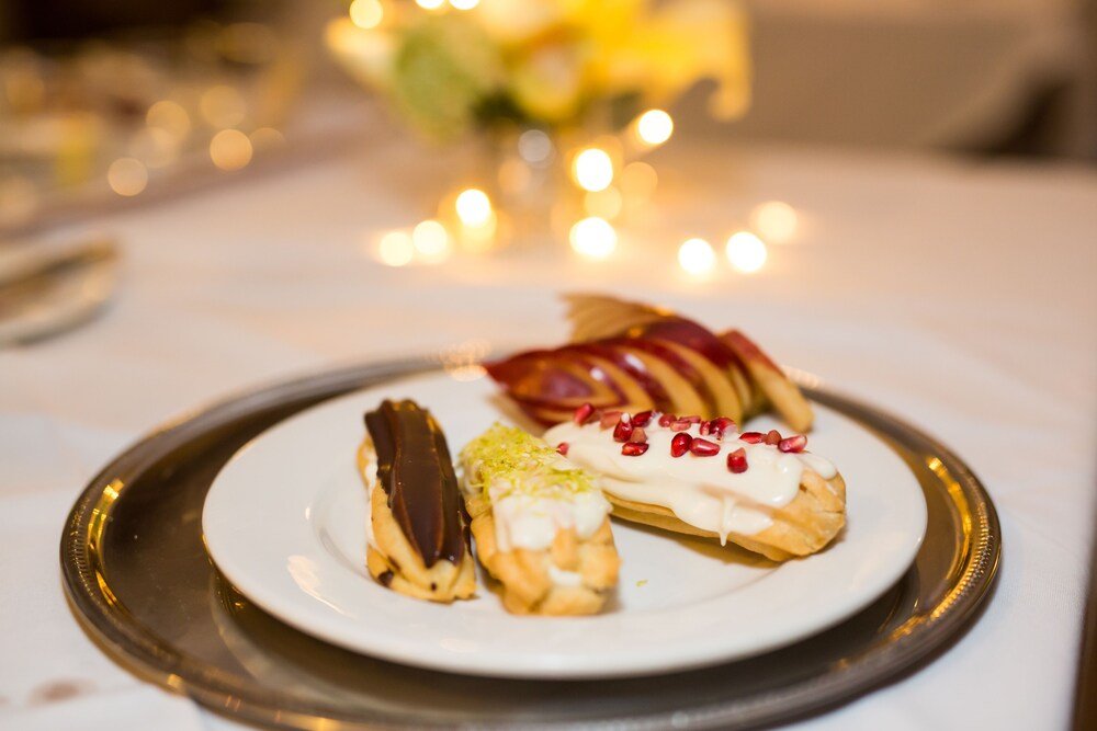 the moon and sixpence garden guest house