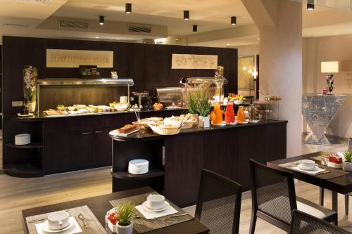 hotel le m paris