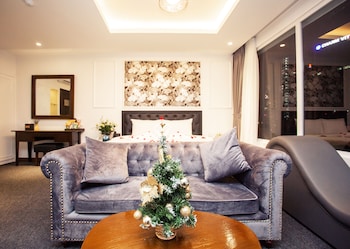 adeline hotel