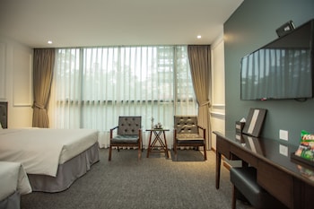 adeline hotel