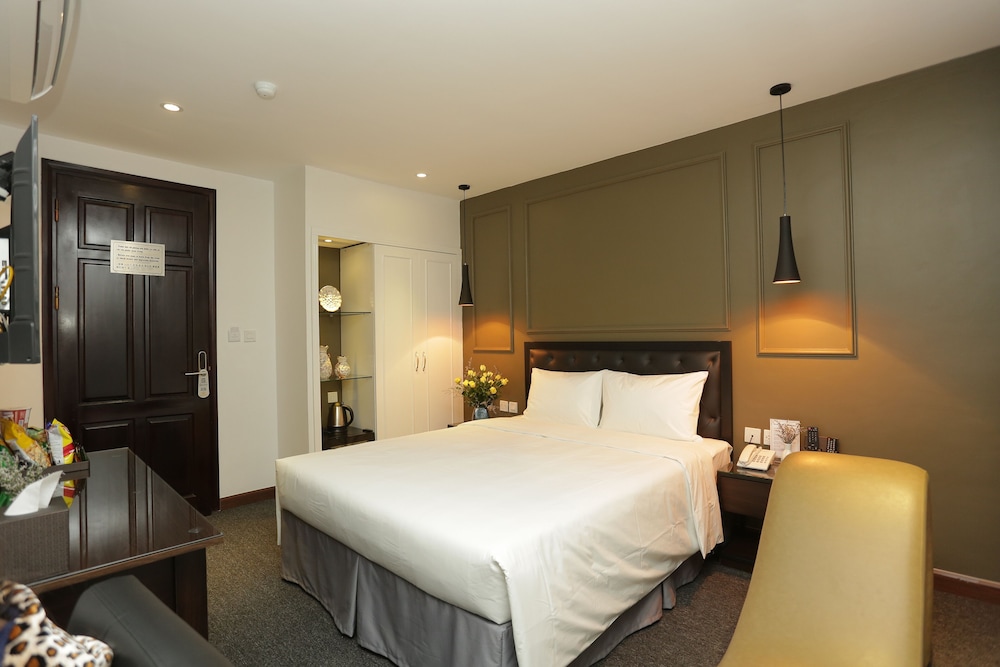 adeline hotel