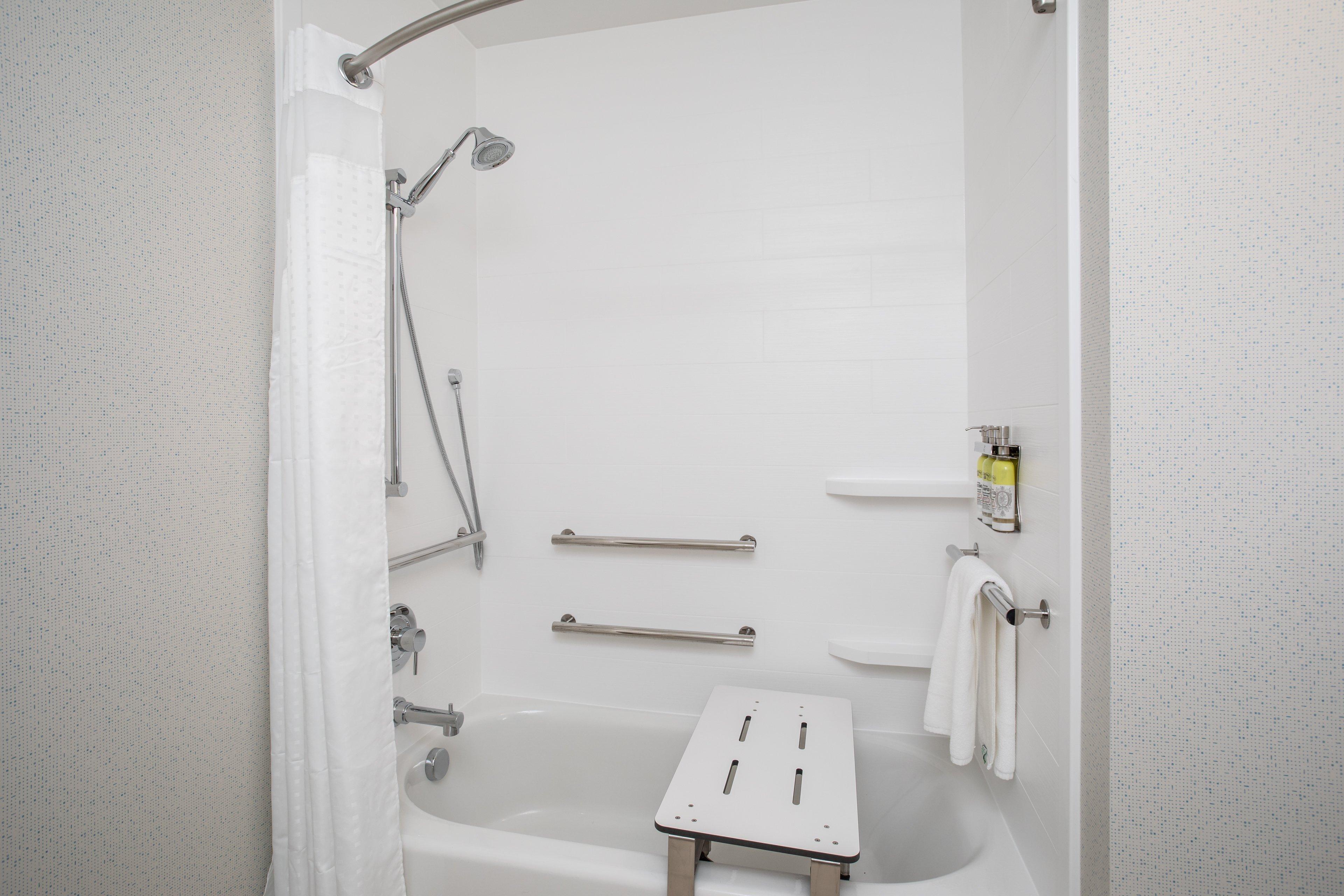 holiday inn express and suites ely an ihg hotel