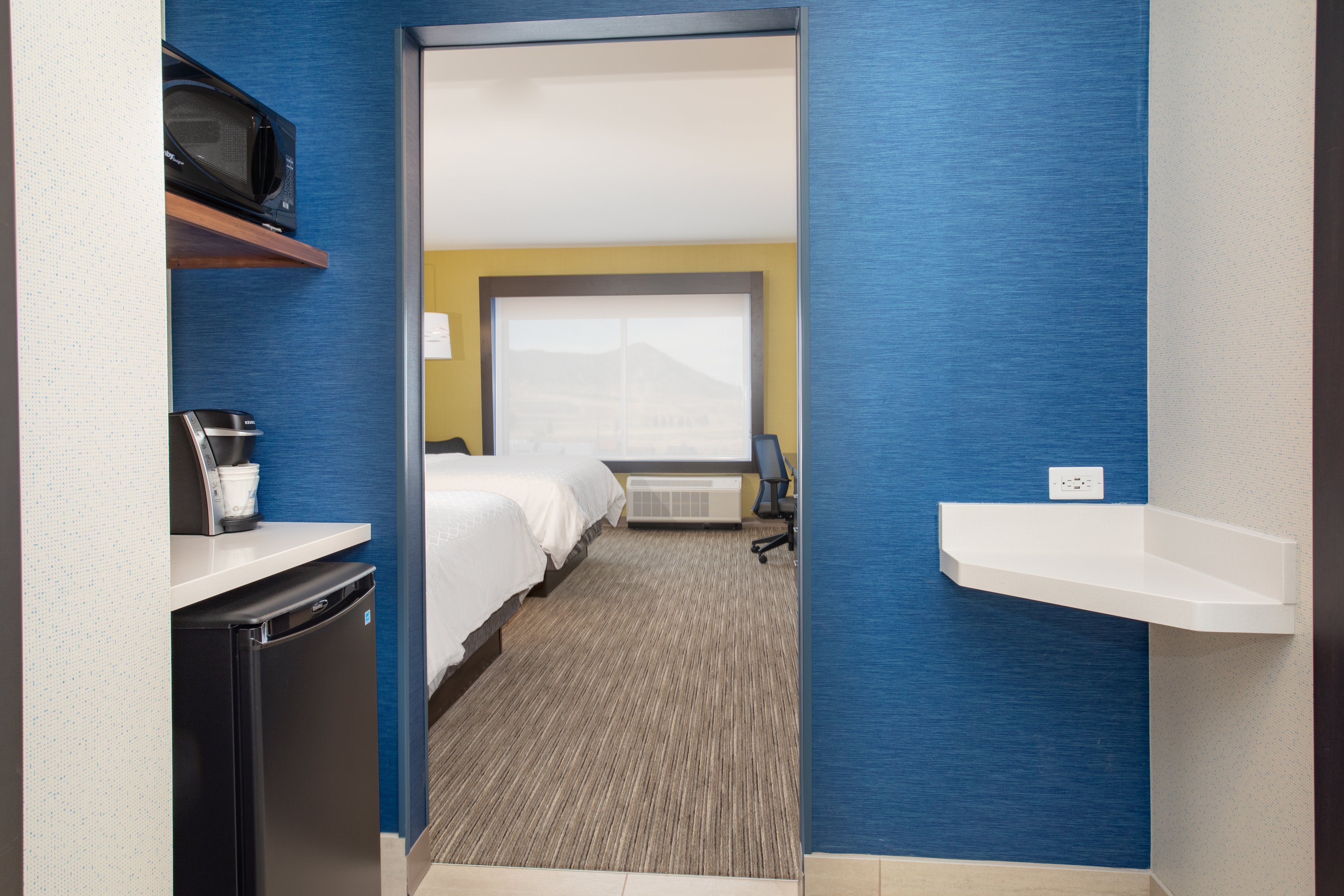 holiday inn express and suites ely an ihg hotel