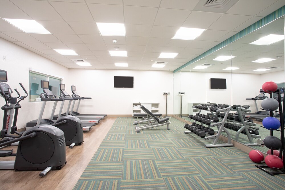 holiday inn express and suites ely an ihg hotel
