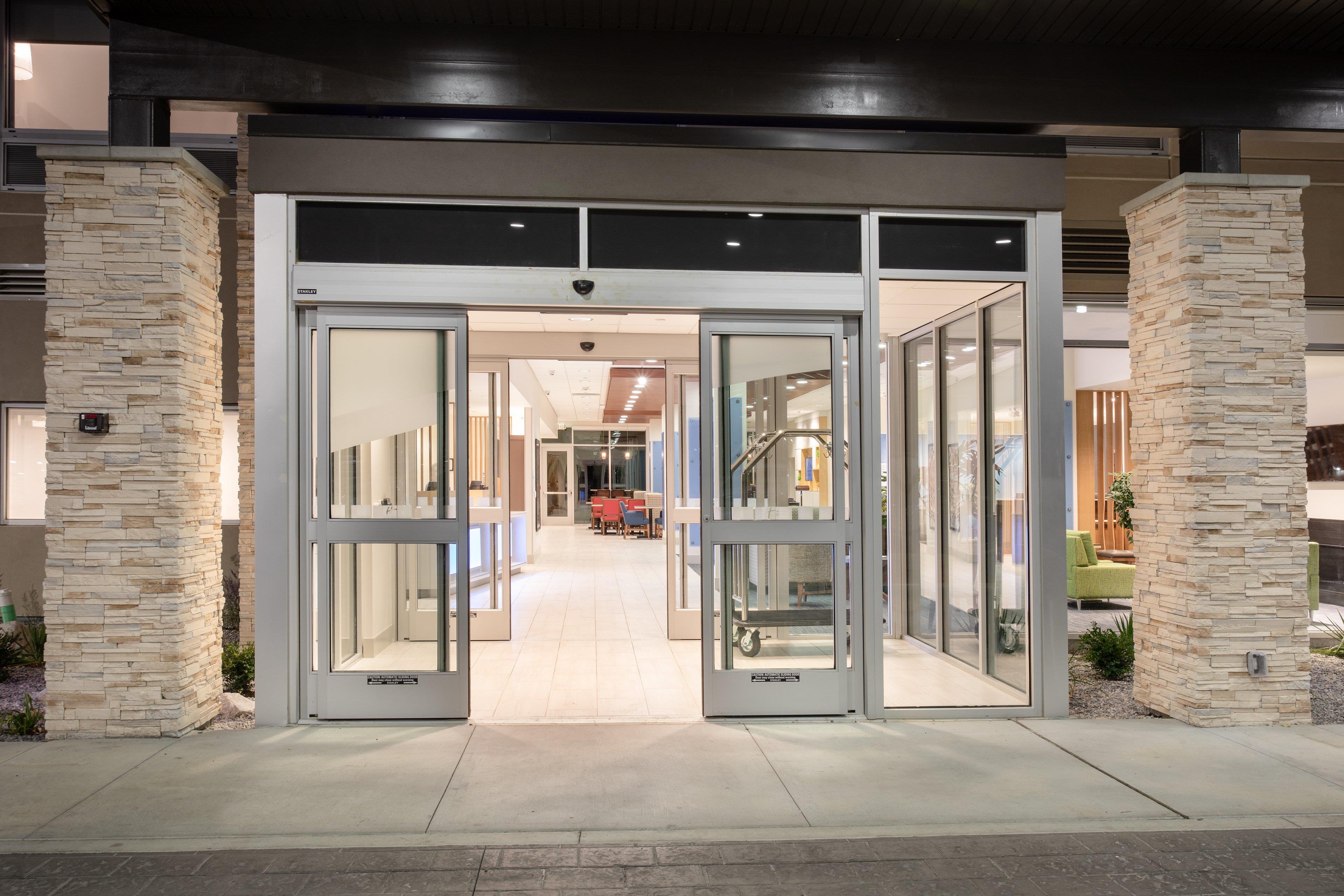 holiday inn express and suites ely an ihg hotel